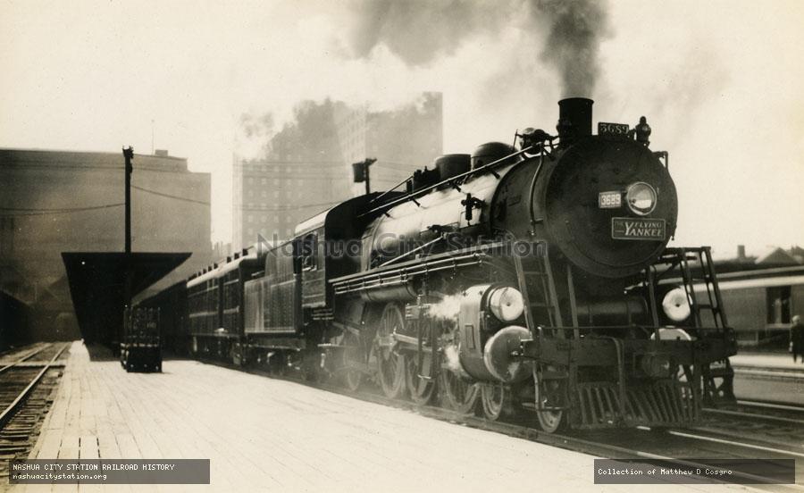 Postcard: Boston & Maine Railroad #3689 with the Flying Yankee at North Station